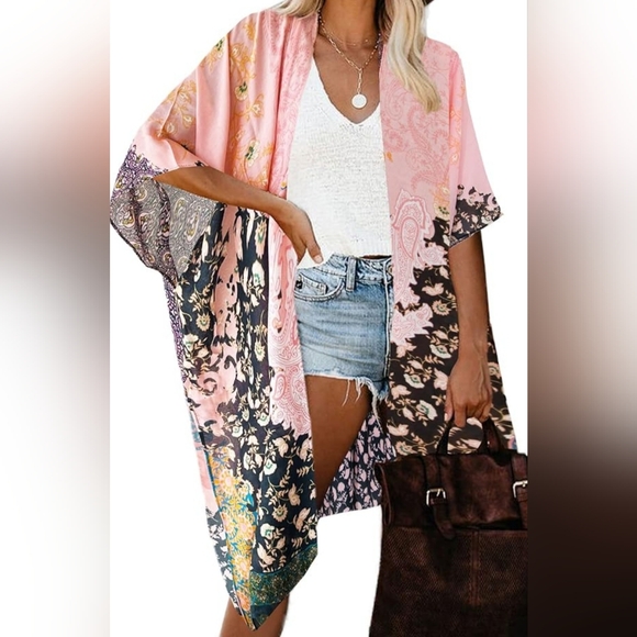 Floral kimono - one size fits most 🌸 - Picture 10 of 15